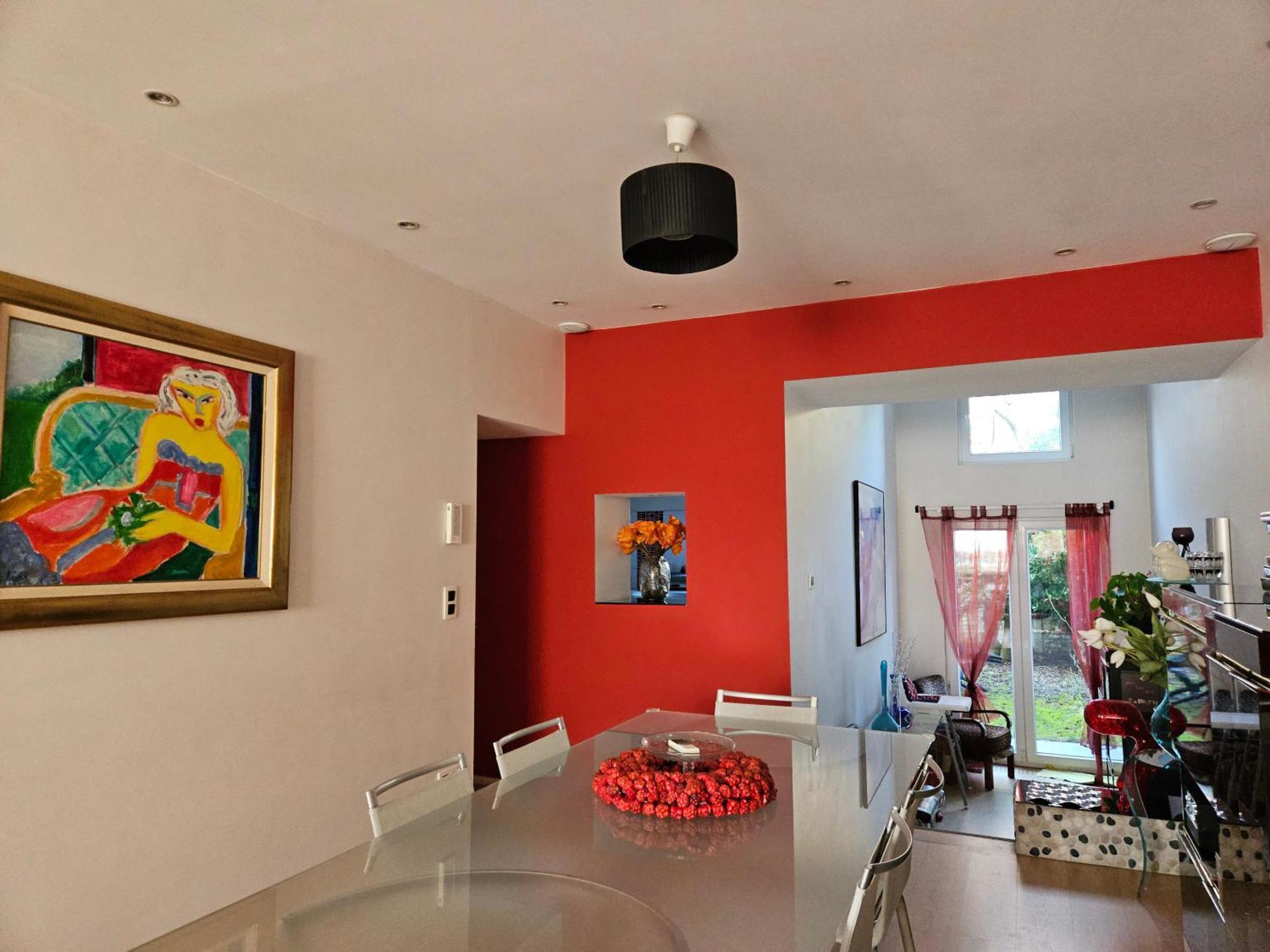 Modern Duplex With Garden Bruxelles